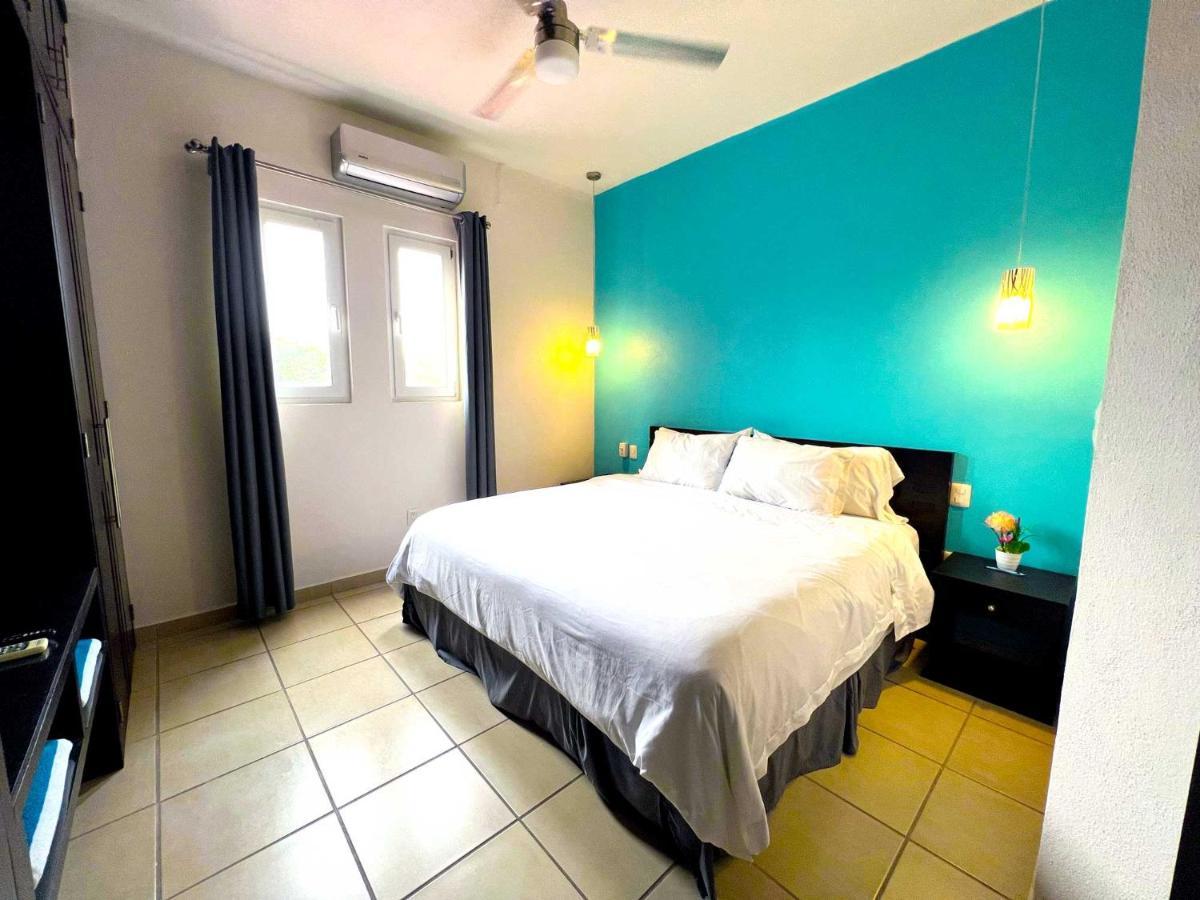 Cardenas Suites Puerto Vallarta Exterior photo
