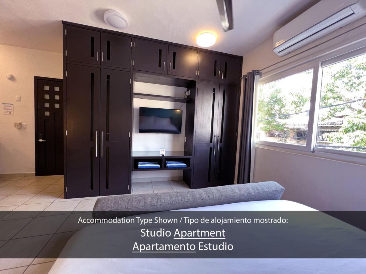 Cardenas Suites Puerto Vallarta Exterior photo